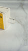 T-01 Hyaluronic Body Serum fließt aus der Flasche